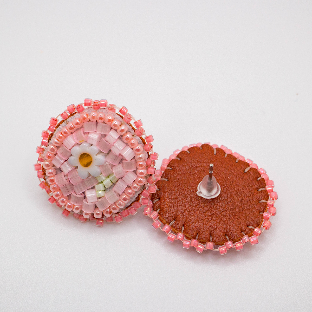 Pink Beaded Daisy Earrings – Cowhide Leather Backing